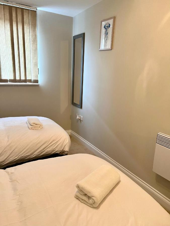 Stylish Luxe Apartment Harlow Εξωτερικό φωτογραφία